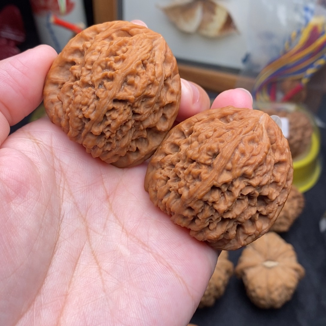 文玩核桃把件42高炮南疆石