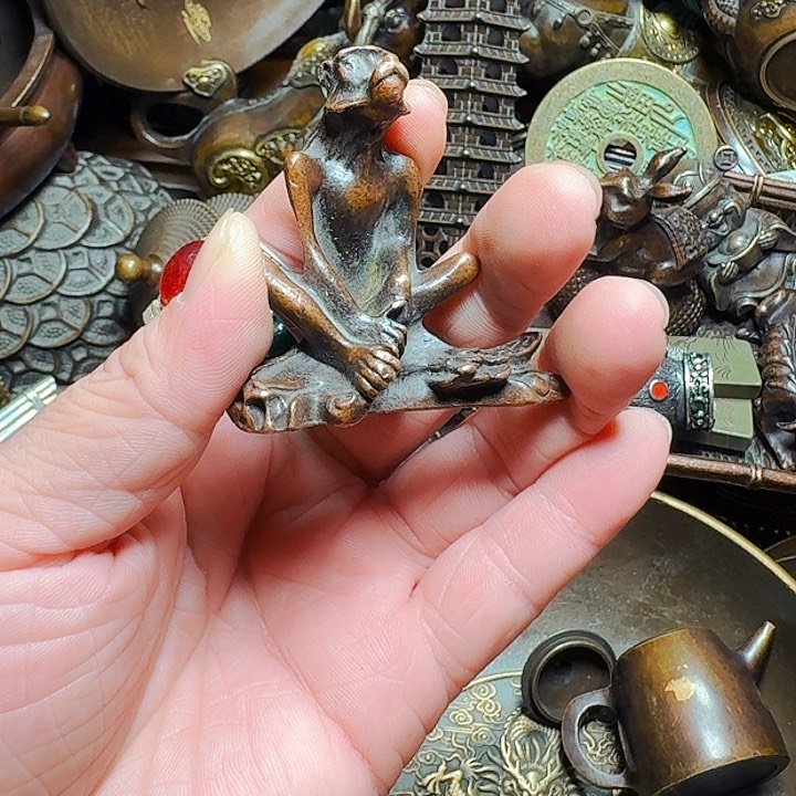 铜器摆件收收藏藏