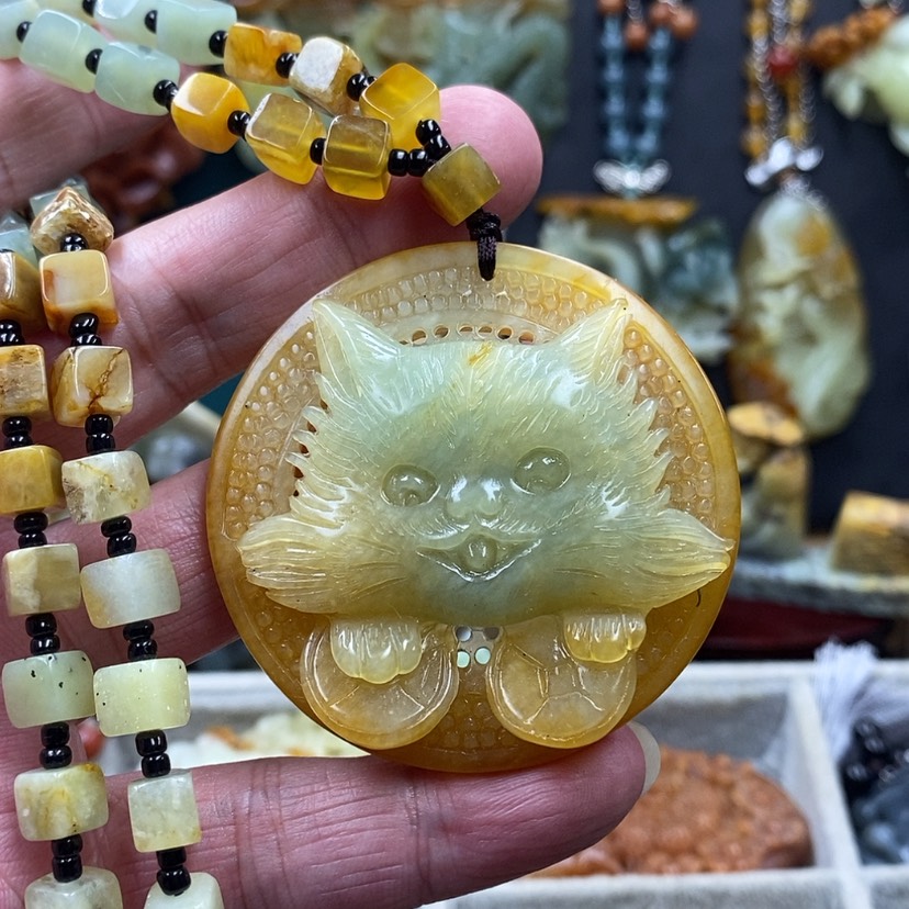 【闪购商品】蛇纹石玉吊坠未镶嵌