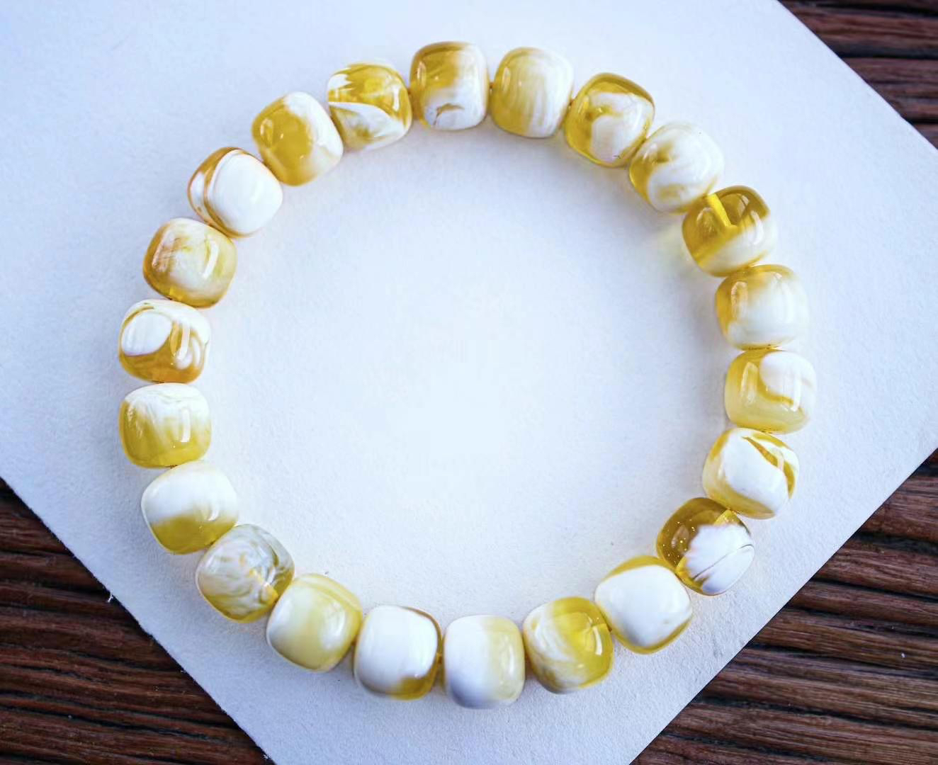 10mm俄料精品金瓷白花蜡老型手串，品质完美精工器型14.34克