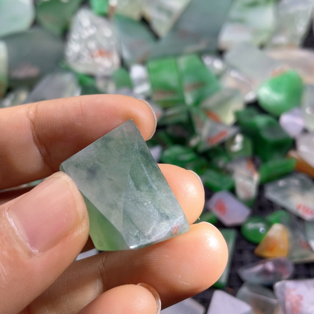 定制翡翠未镶嵌天然翡翠