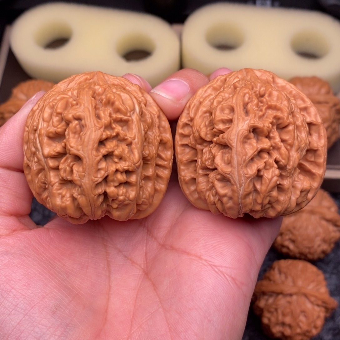 文玩核桃把件g*t毕业大粗筋45