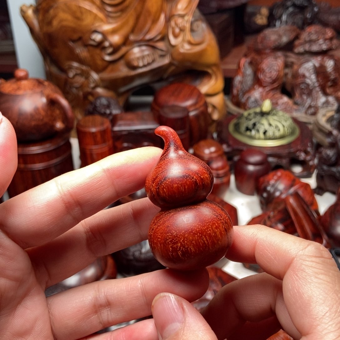 小叶紫檀把件四**木