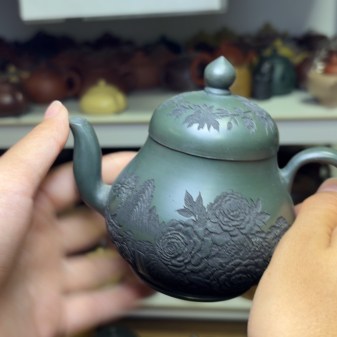 甄选宜兴本土紫砂壶