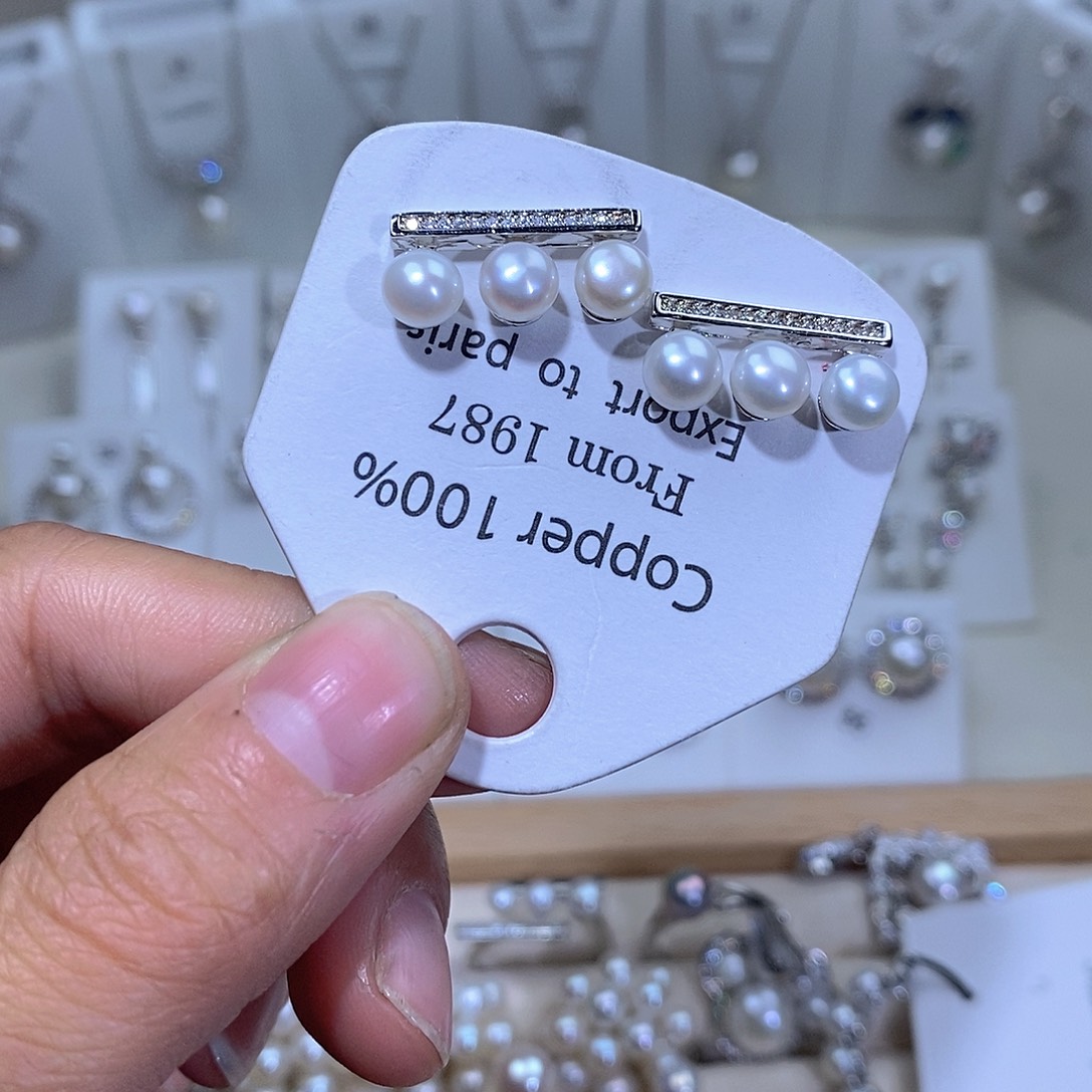 未镶嵌淡水珍珠耳饰