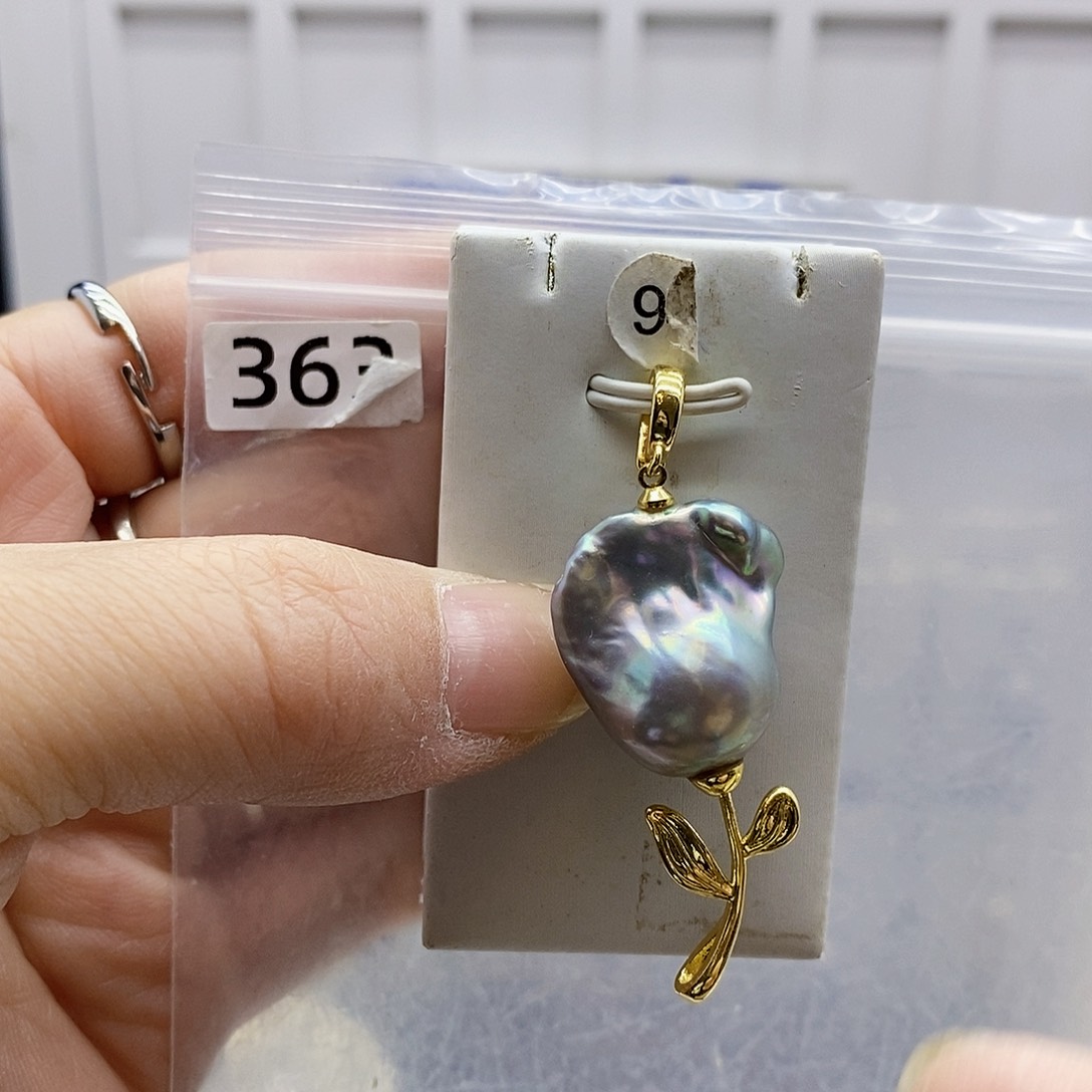 颈饰合金淡水珍珠