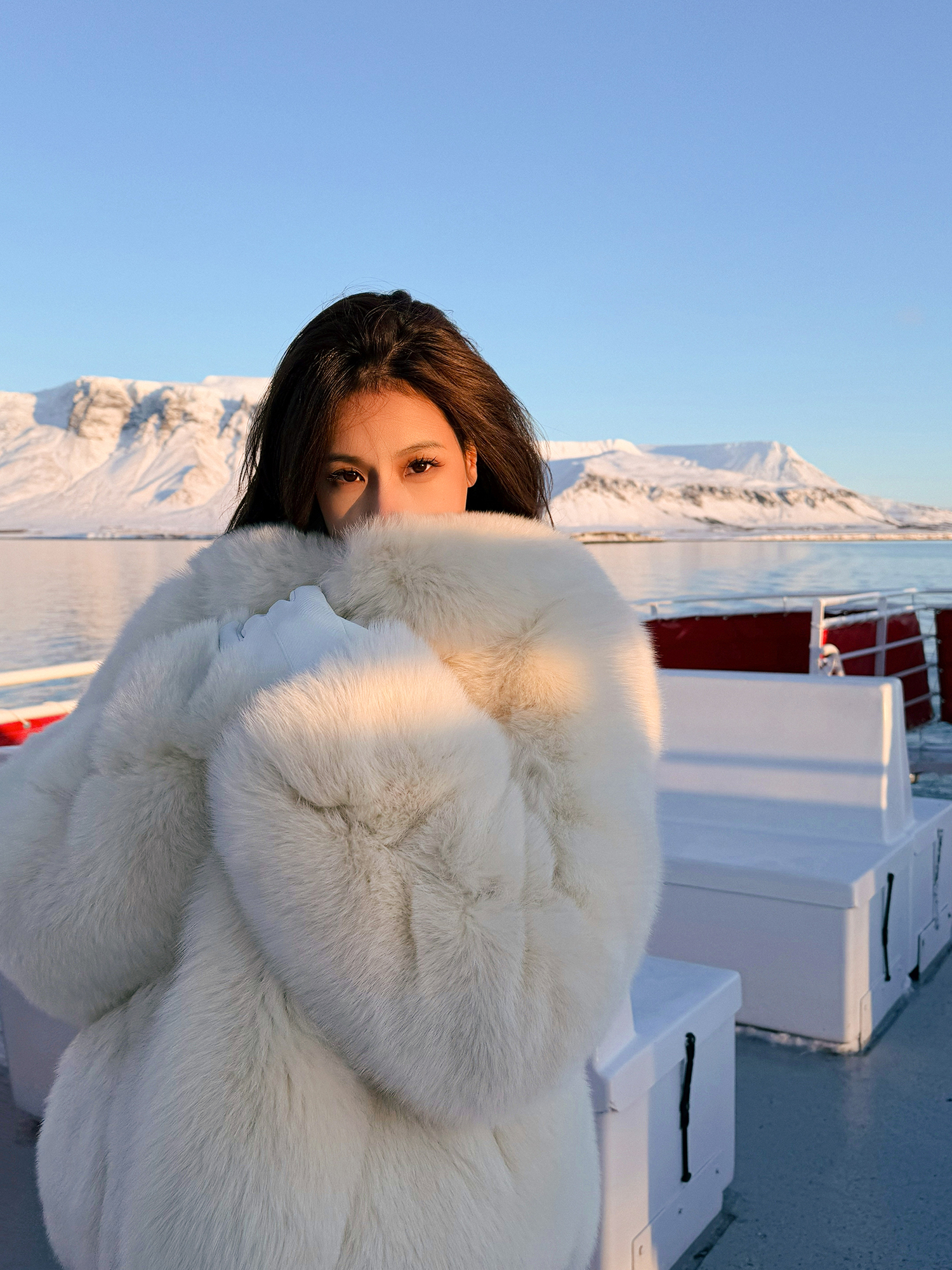 阿颖皮草「爱丽丝梦境」进口芬兰saga皇冠级整皮狐狸毛女皮草外套