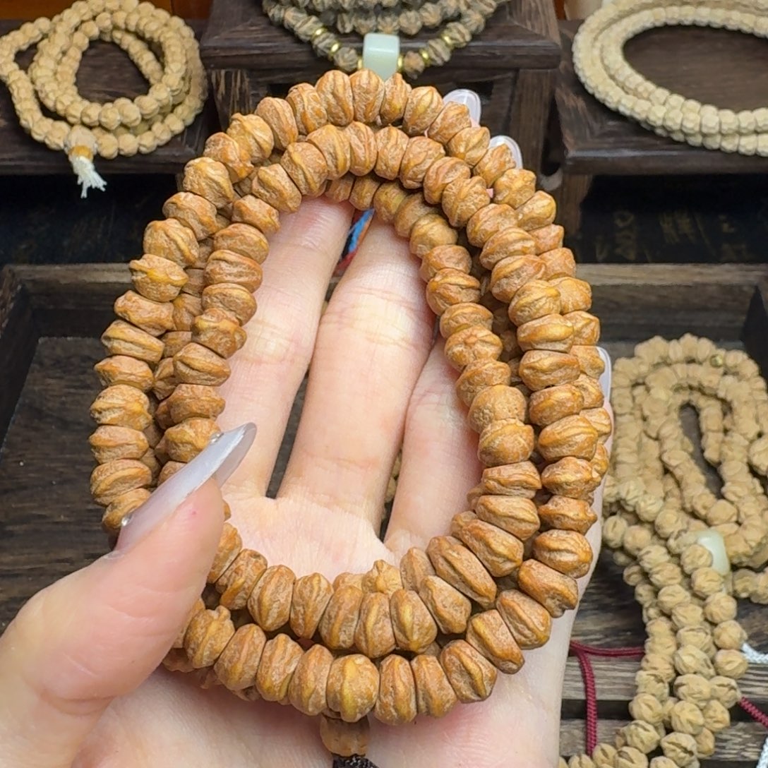 W***E手串柏香籽/百香籽百噶