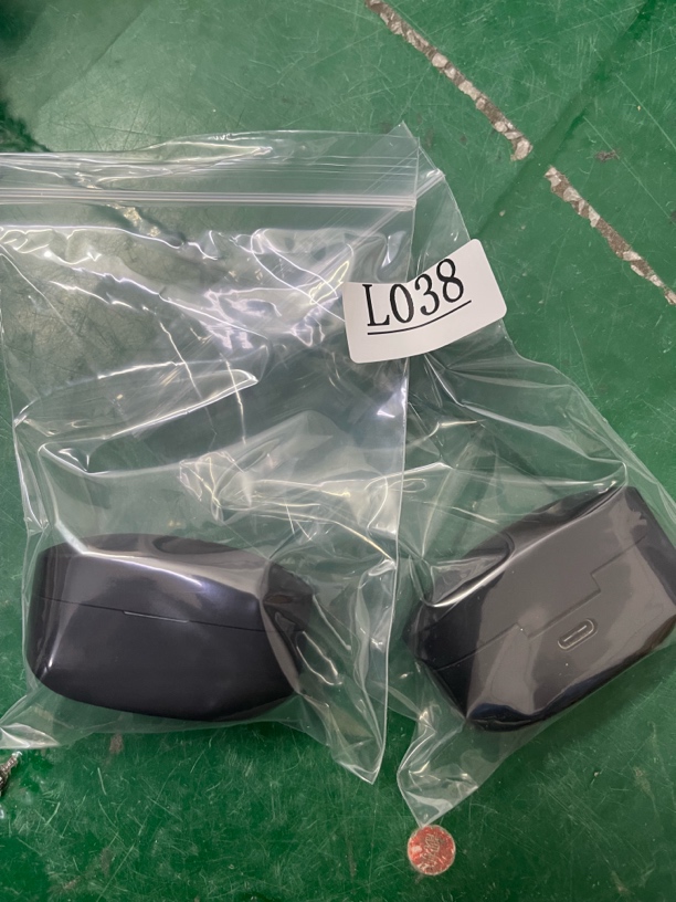 9新  捡漏 索尼WF-XM4真无线蓝牙耳机 编号Y161