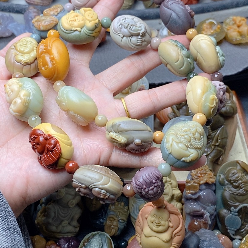 【闪购商品】定制石英质玉吊坠未镶嵌