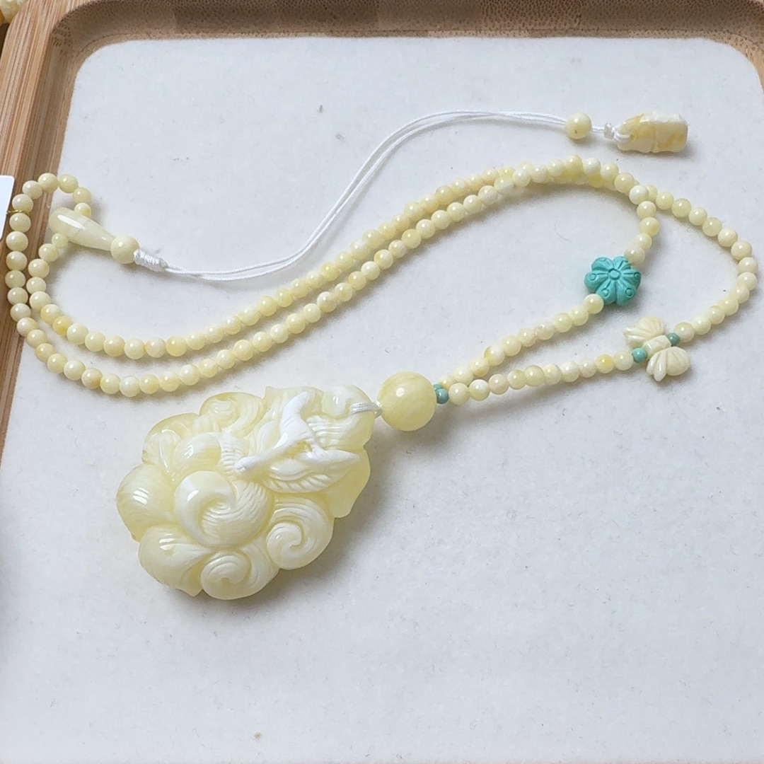 蜜蜡吊坠(赠链)未镶嵌