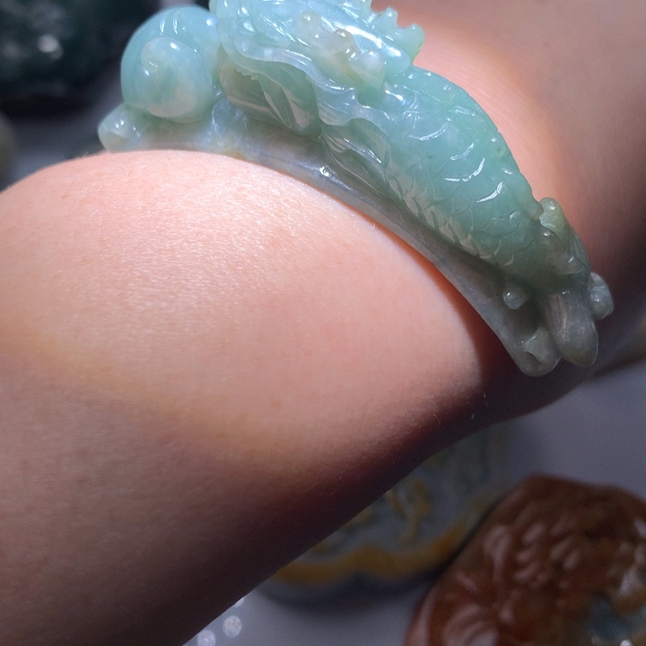 翡翠未镶嵌颈饰保真天然A货翡翠