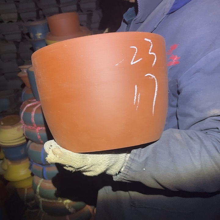 紫砂花盆紫砂花盆和小