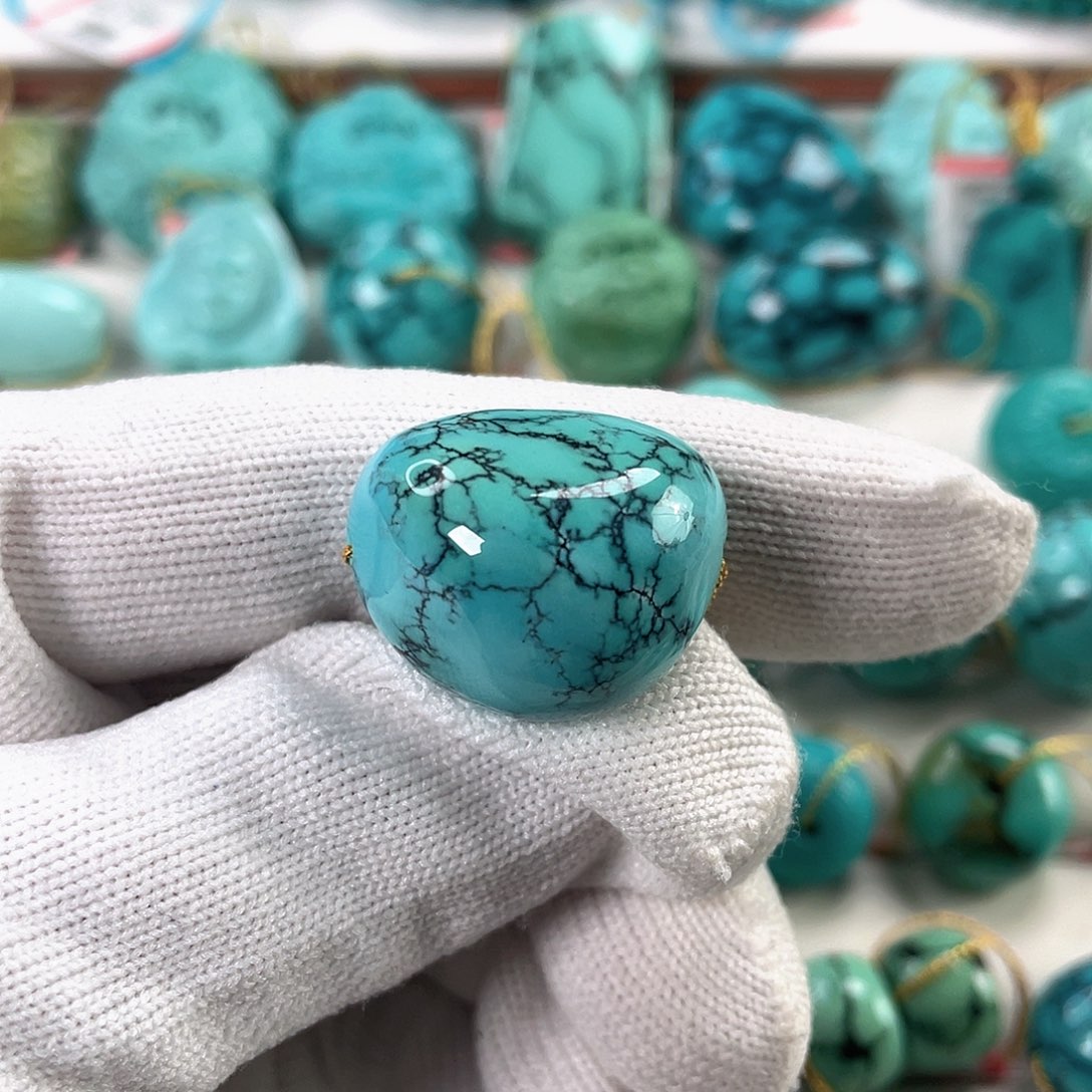 绿松石未镶嵌车挂