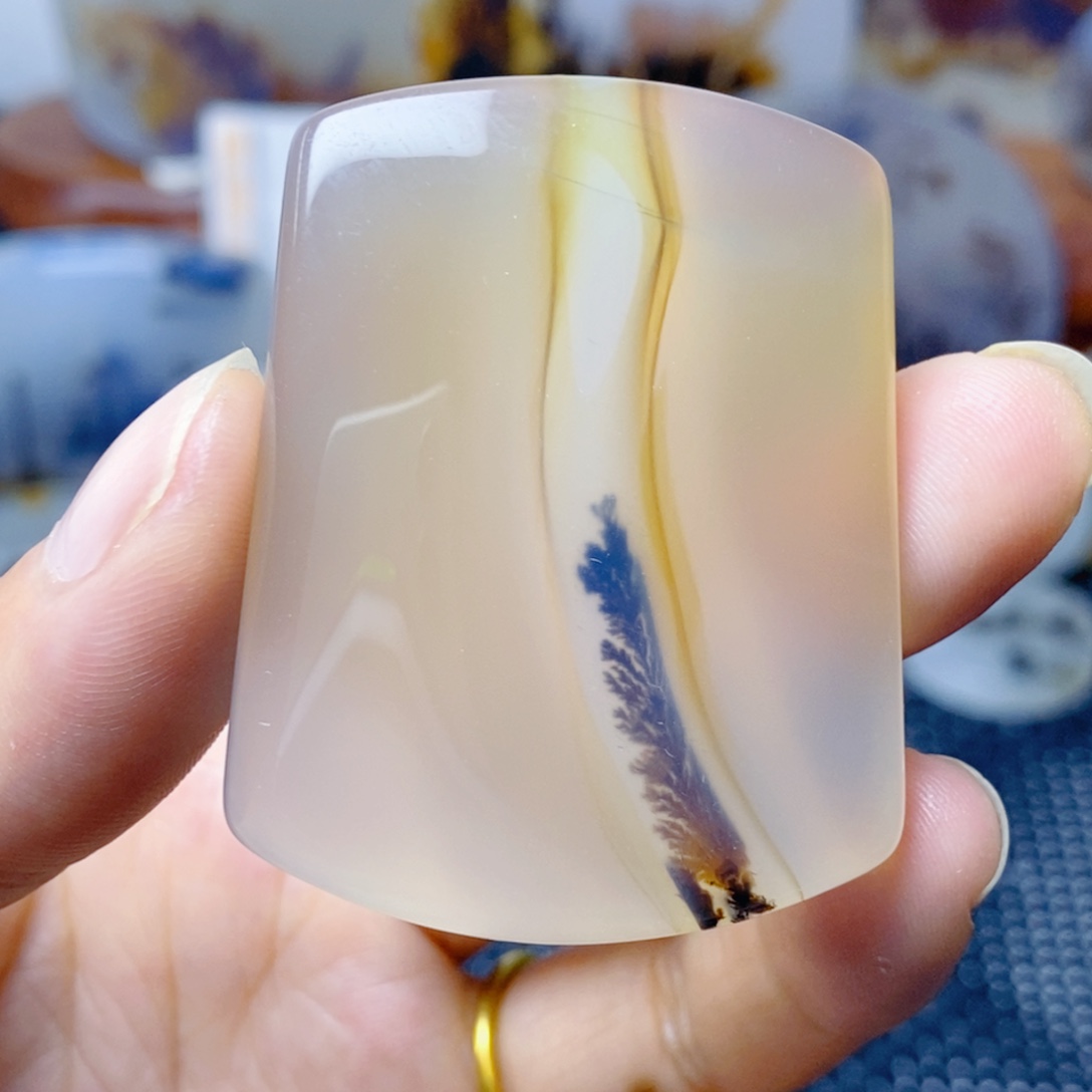 玛瑙/玉髓未镶嵌珠宝奇石