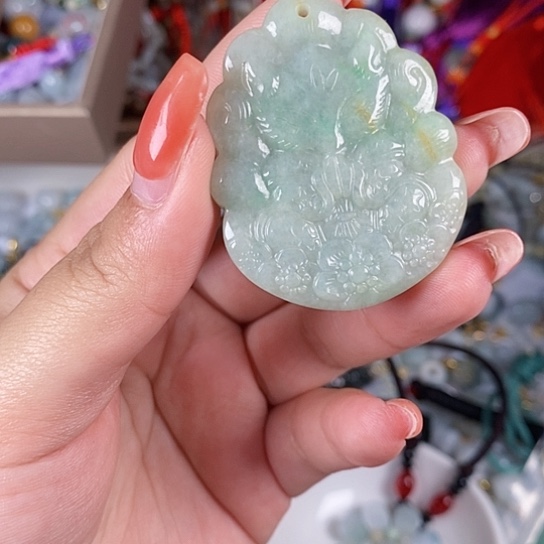 翡翠未镶嵌颈饰田*语天然翡翠