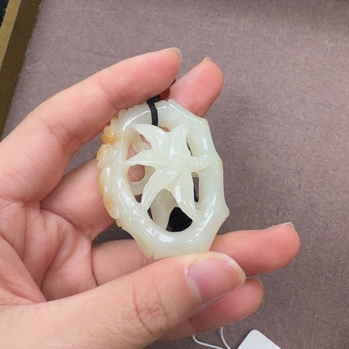 未镶嵌和田玉挂件