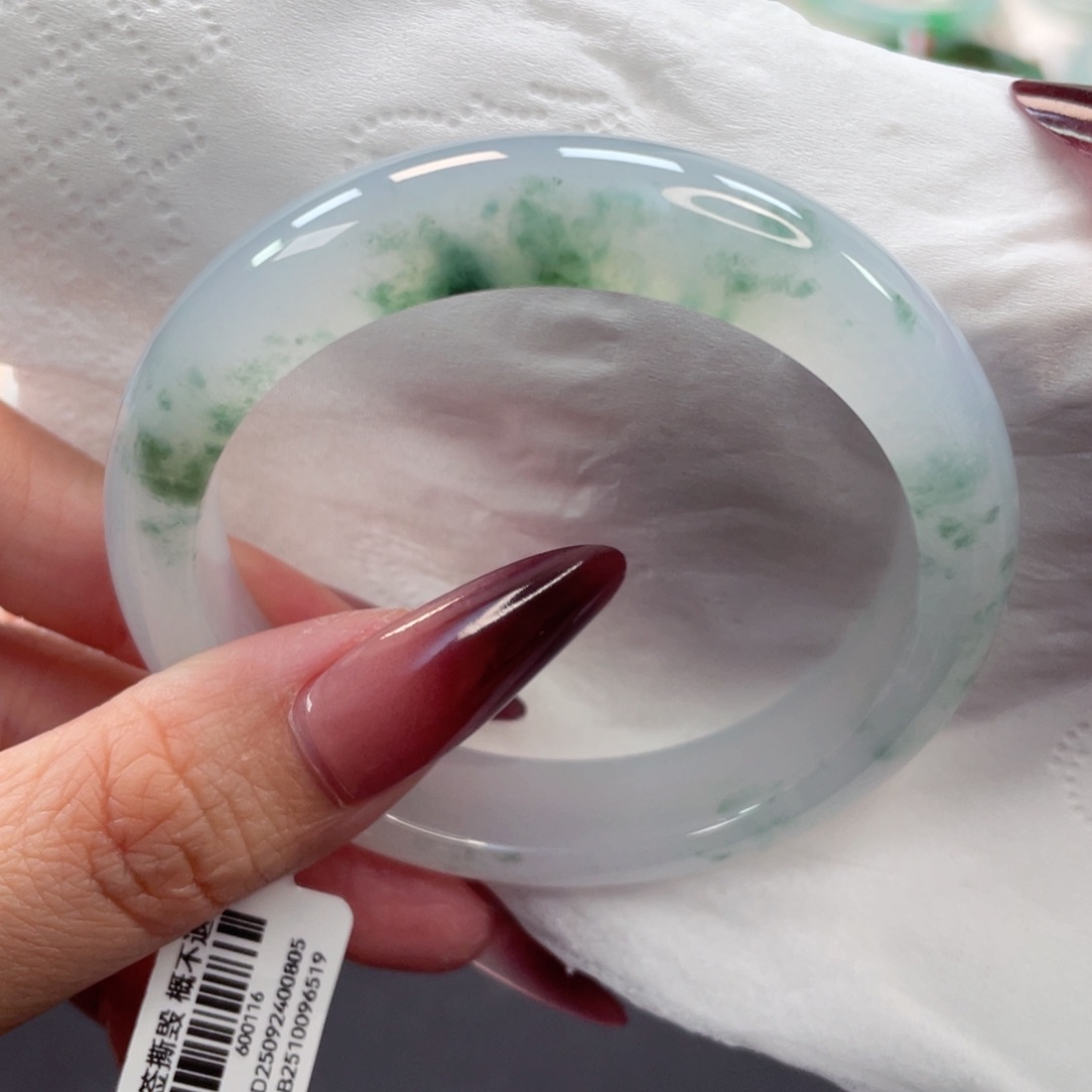 未镶嵌手镯翡翠38号53.8冰胶细腻荔枝白飘绿花清丽秀气