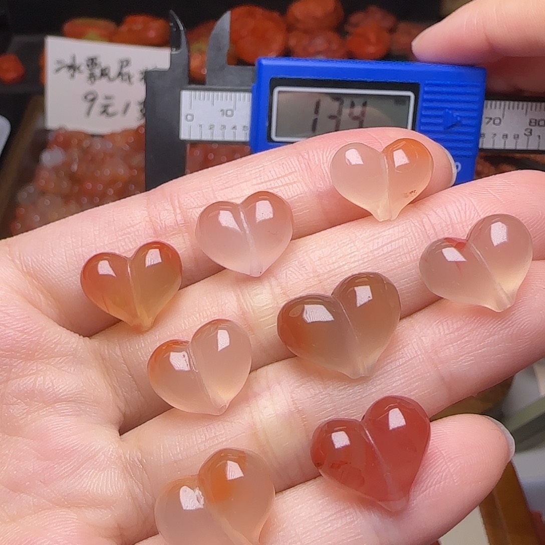 南红玛瑙未镶嵌颈饰