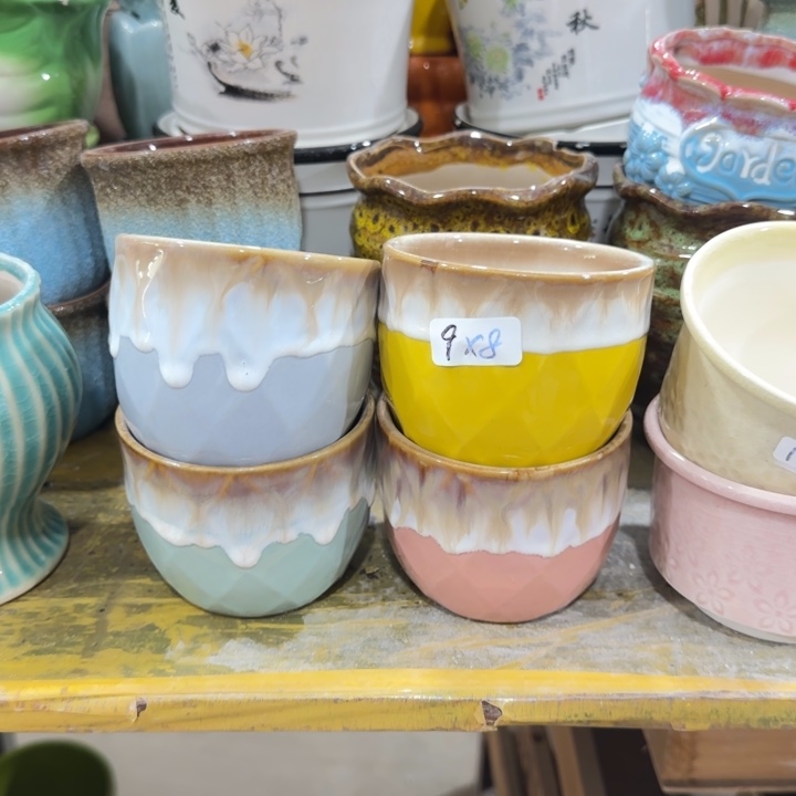 凑9块包邮，有孔，陶瓷花盆