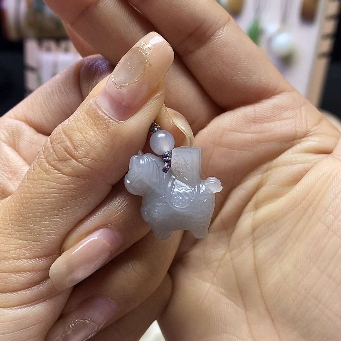 颈饰未镶嵌和田玉*️****