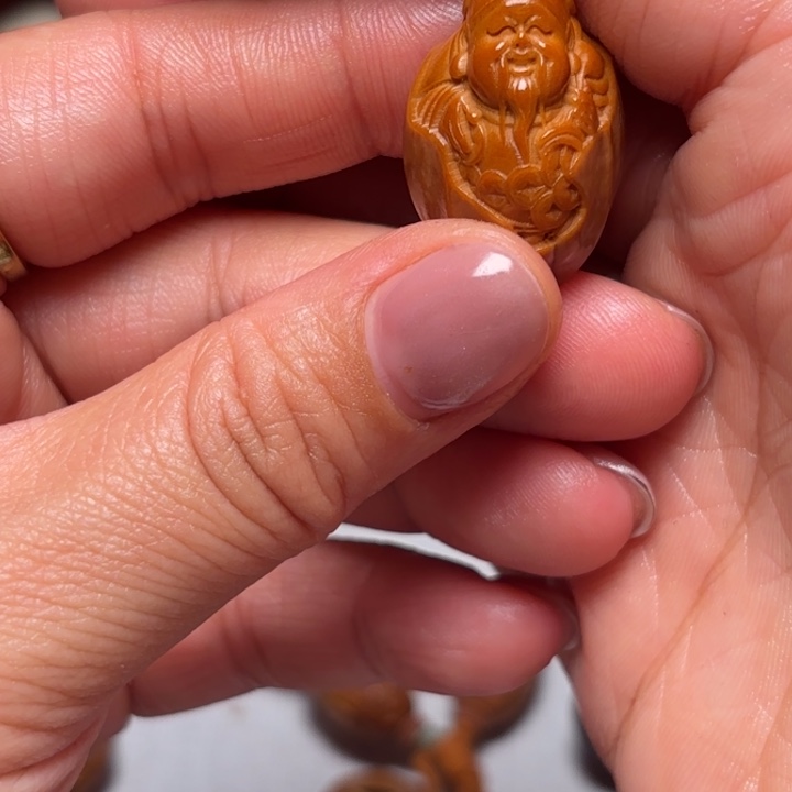 橄榄核手串/手链包衣财神