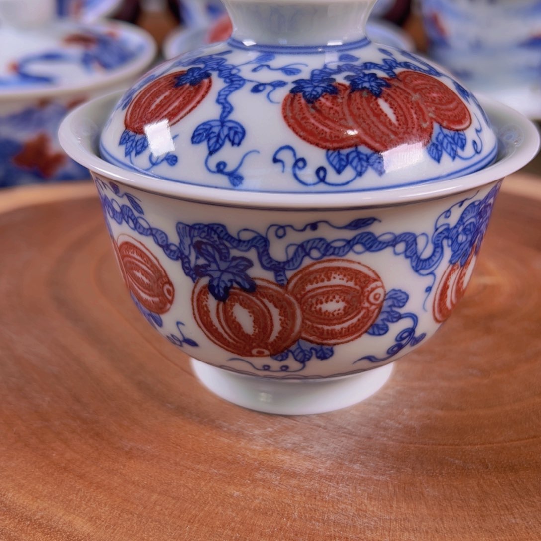 青花釉里红西瓜两才盖碗