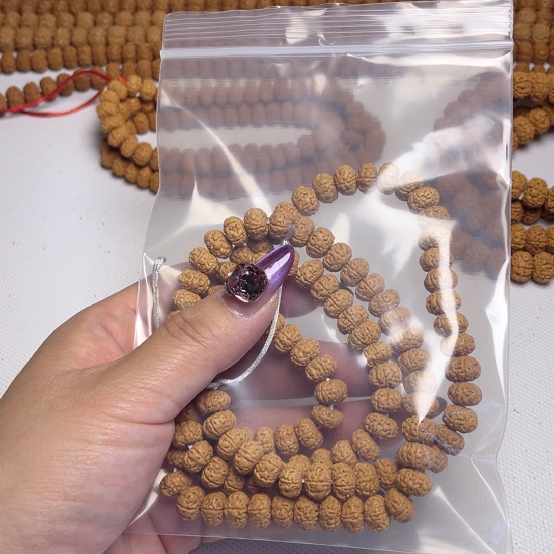 N***张金刚菩提吊坠金刚