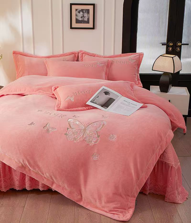 （梦蝶）特厚 铂金绒 加绒加厚特厚蕾丝款床盖款高端刺绣绣花四件套