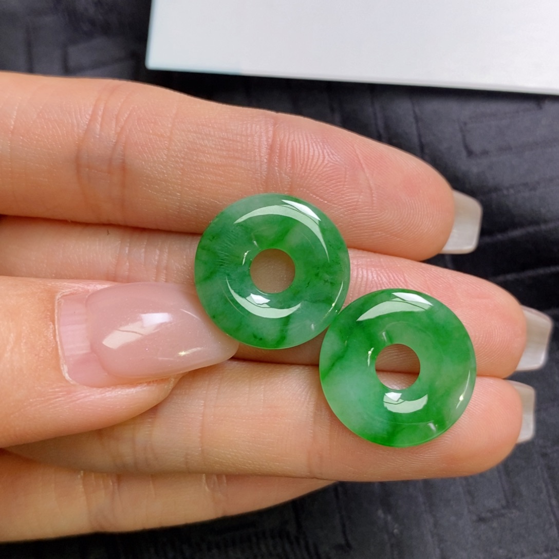 翡翠未镶嵌耳饰飘辣阳色花甜甜圈