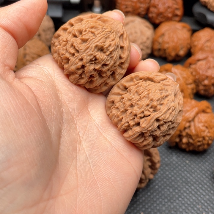 核桃手串/手链嗡*嗡南疆石37尺全品无修