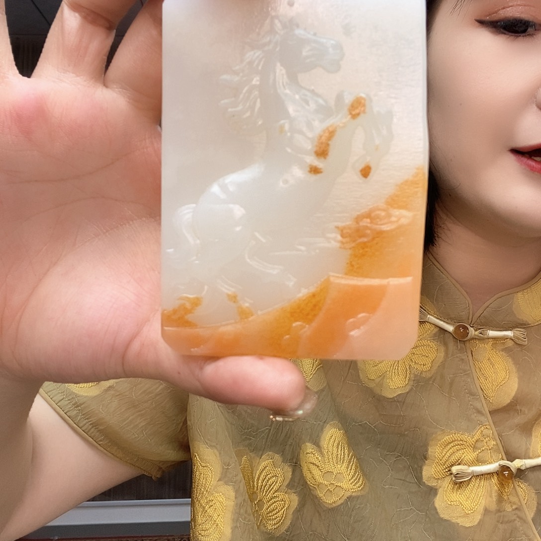颈饰未镶嵌和田玉