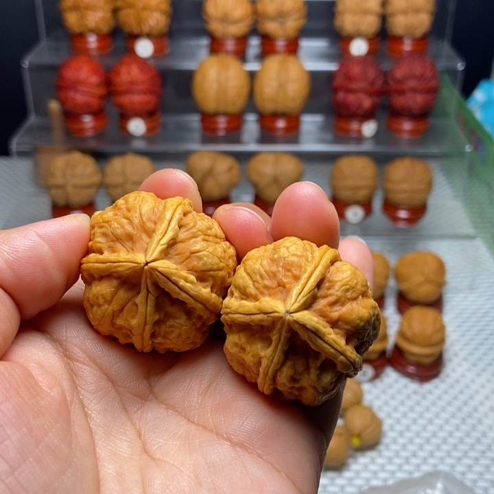 把件文玩核桃四棱50