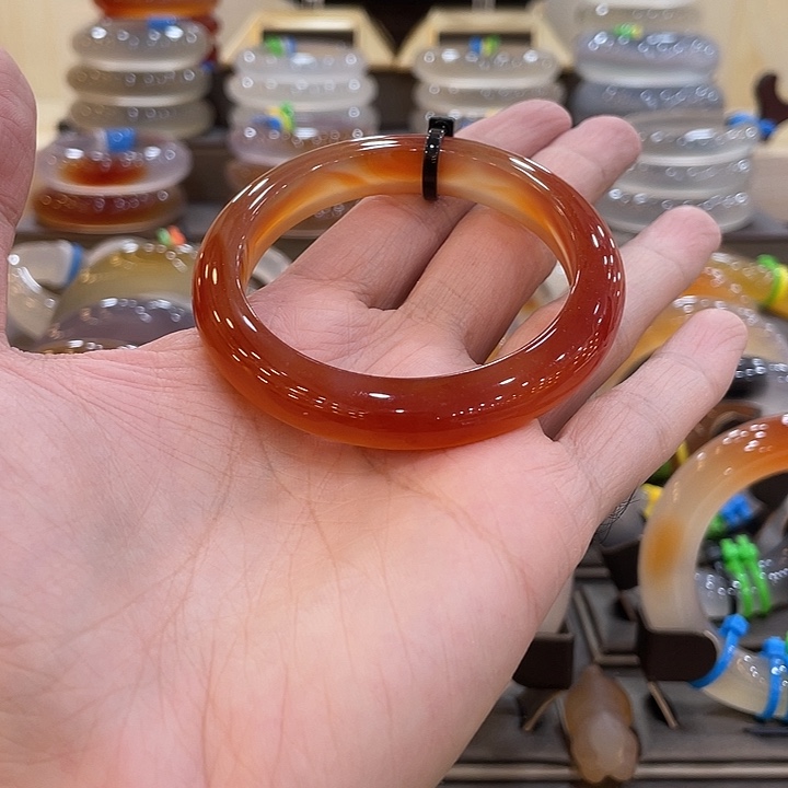 玛瑙/玉髓未镶嵌手镯2