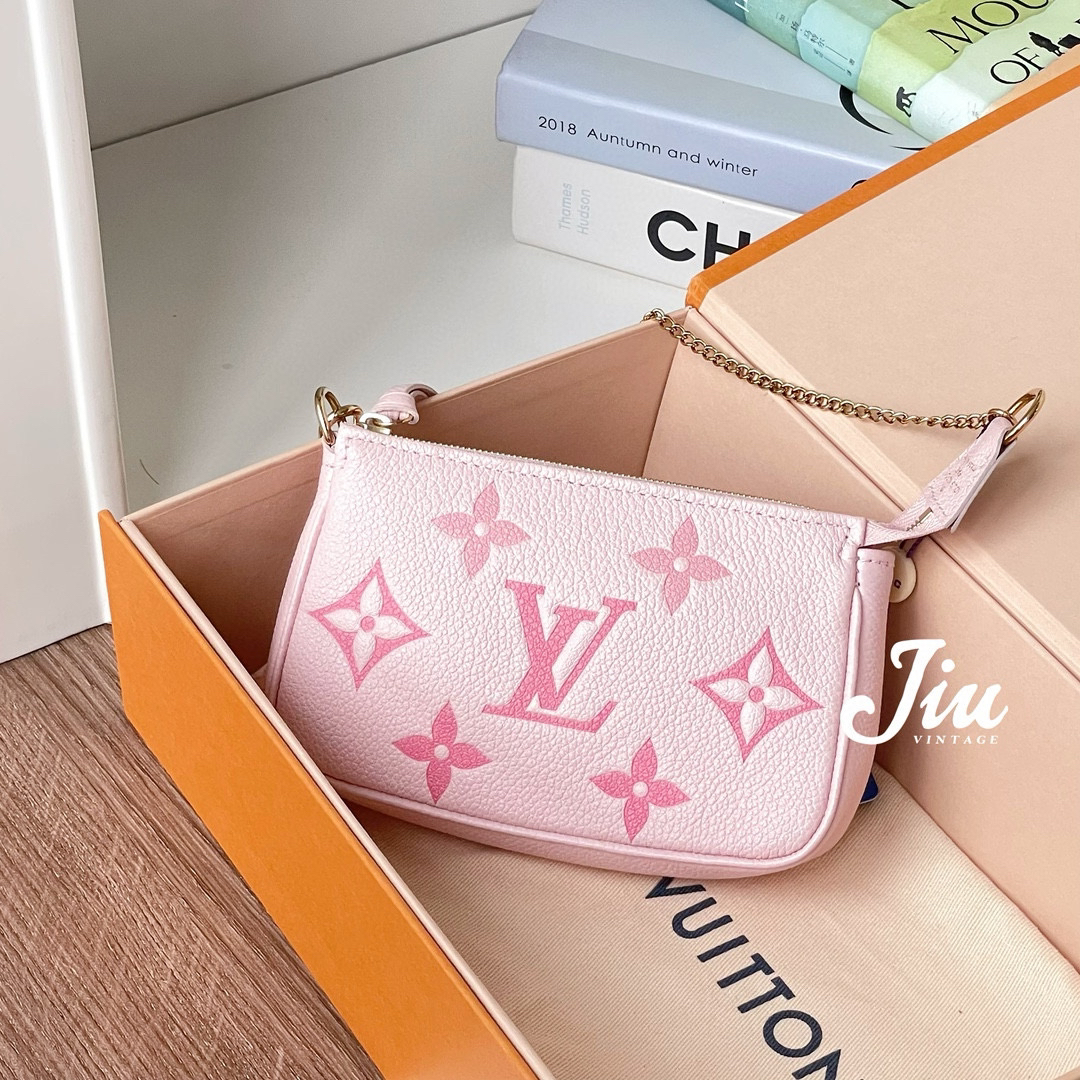99新 LouisVuitton/路易威登 樱花粉小麻将芯片盒子 DJM12-1341