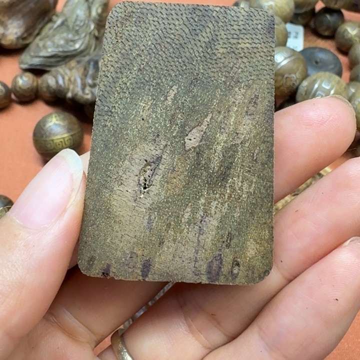 大叶紫檀（黑酸枝木类）