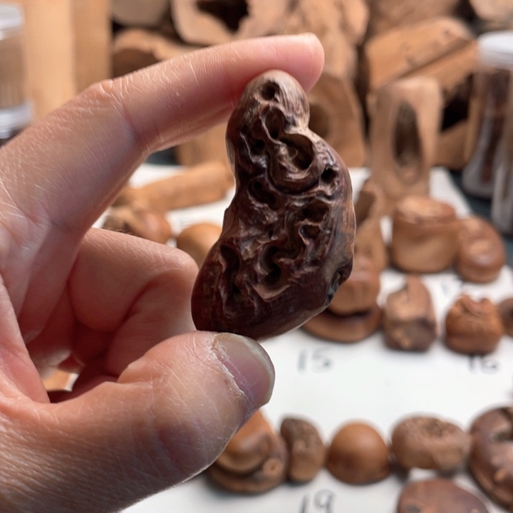 一***和檀香木原汁原味老山檀香