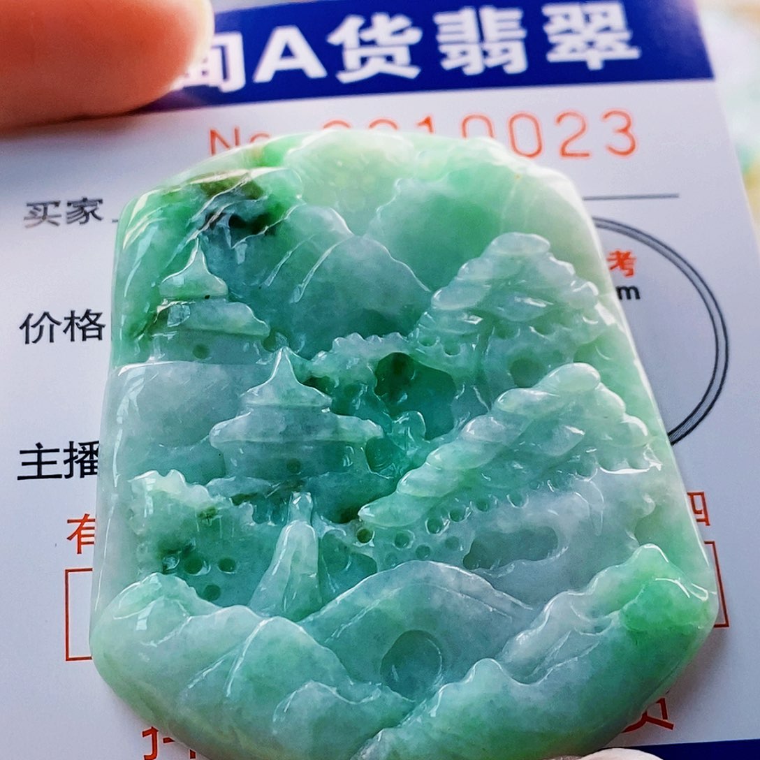 吊坠(不含链)未镶嵌翡翠