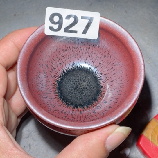 茶盏是因为一切不开心就