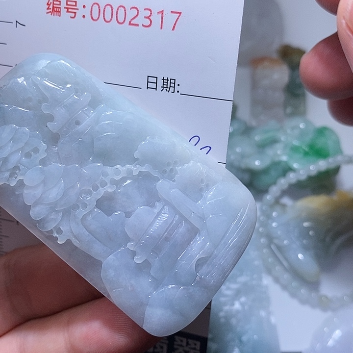 翡翠颈饰未镶嵌一