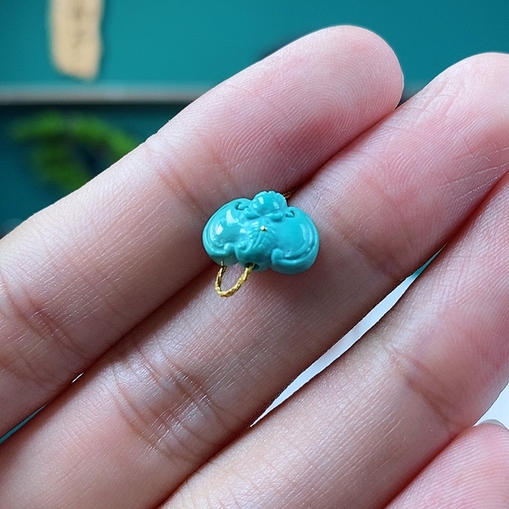 未镶嵌绿松石珠宝奇石