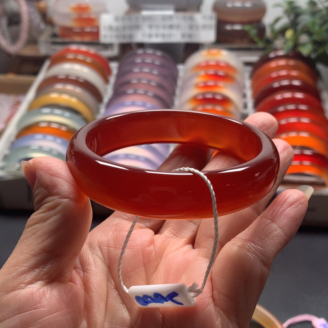 手镯玛瑙/玉髓未镶嵌