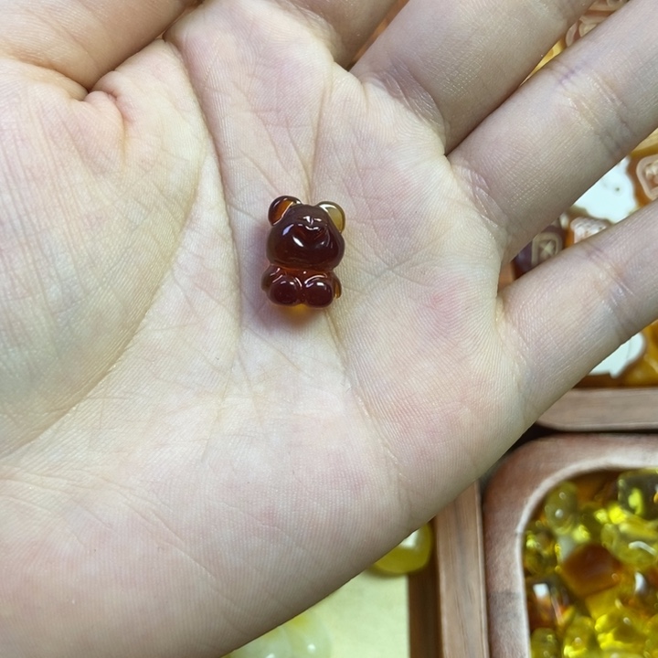 琥珀未镶嵌珠宝奇石小熊