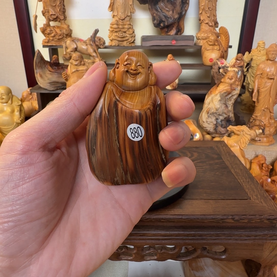 崖柏小木匠艺雕一物一拍