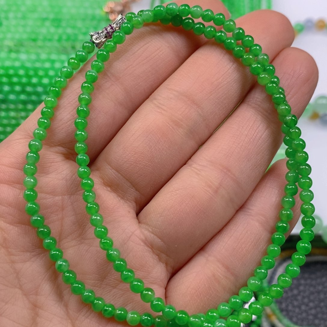 翡翠颈饰18K金镶嵌小**~冰种正阳绿小米珠锁骨链3.5m