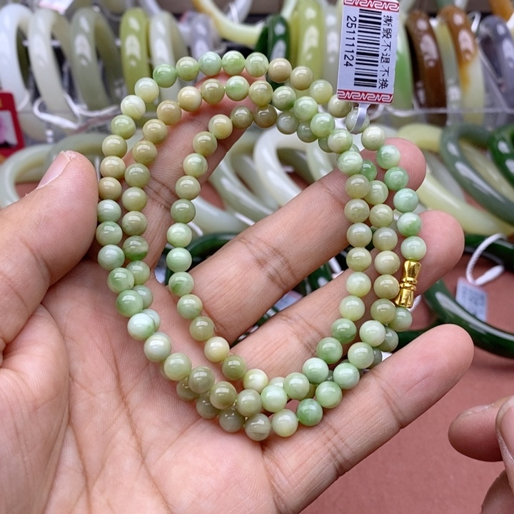 用***8和田玉未镶嵌项链