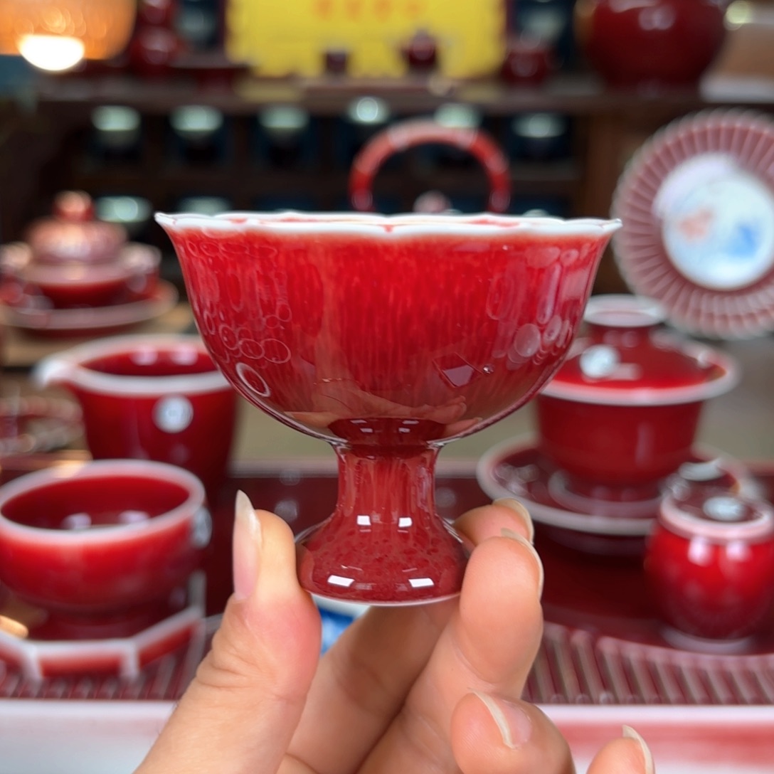 闻轩坊原矿郎红，莲口高足杯