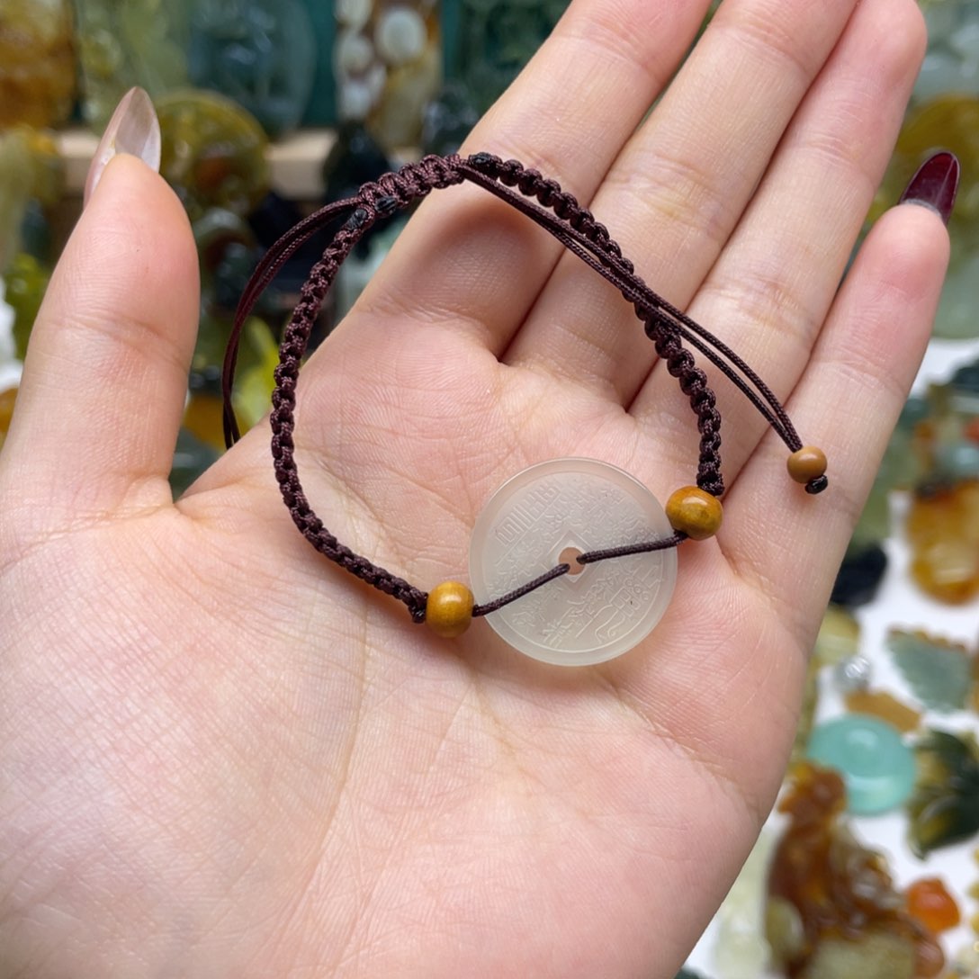 蛇纹石玉吊坠(不含链)未镶嵌