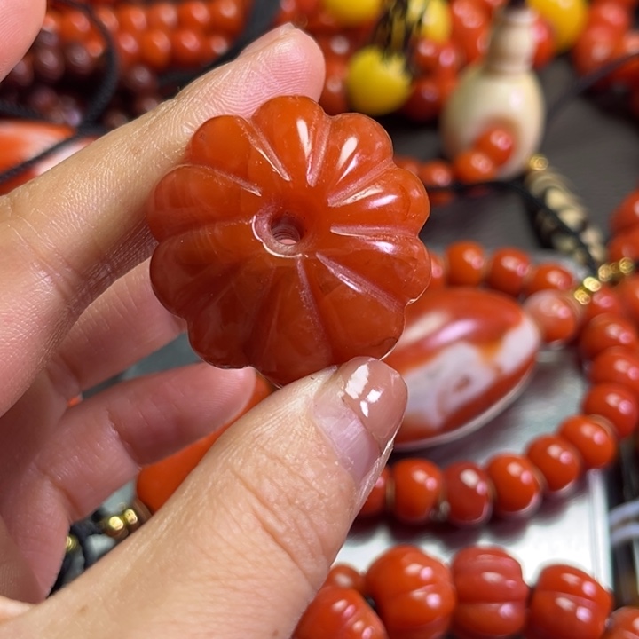 颈饰琉璃Z****5琉璃………….