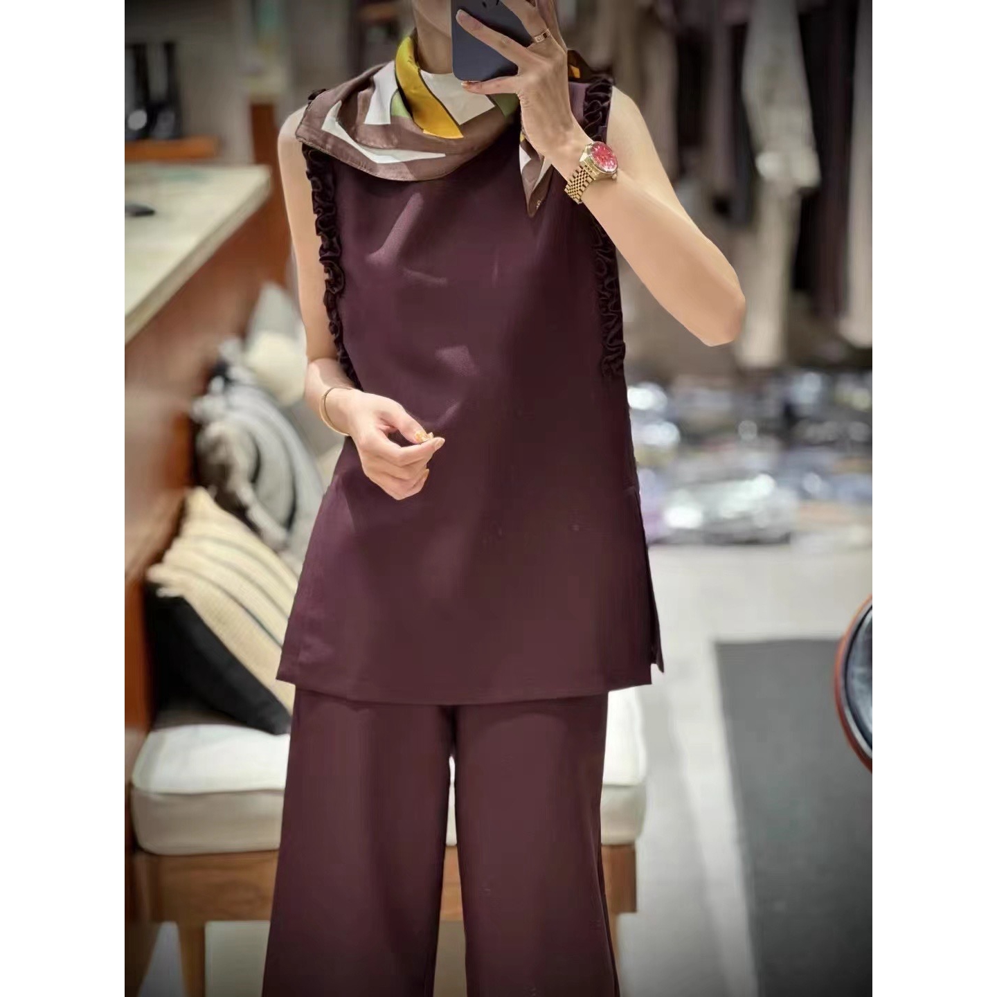 88687背心马甲两件套装女秋季新款欧货开叉木耳边两件套高级感